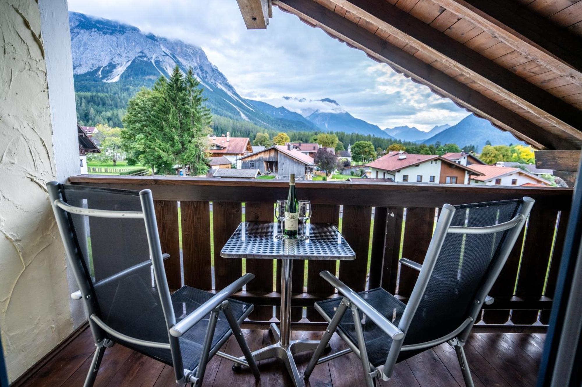 Tiroler Alpblick Appartements Ehrwald Eksteriør billede